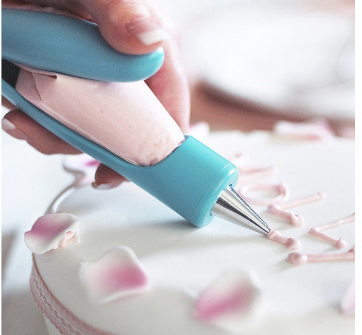 Cake decorating set --- flower gun cake cream decorating mouth flower bag tool