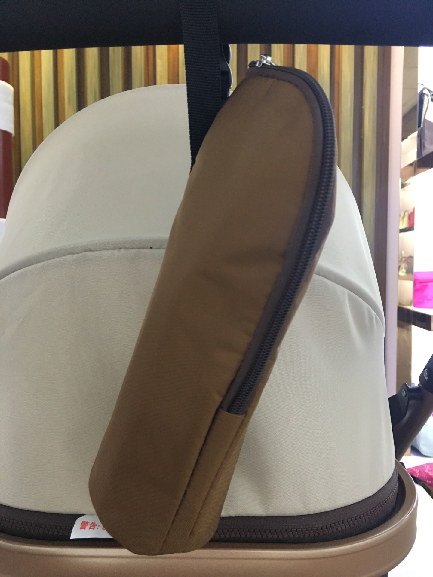 Insulation bottle bag -- for baby milk/water bottle :)