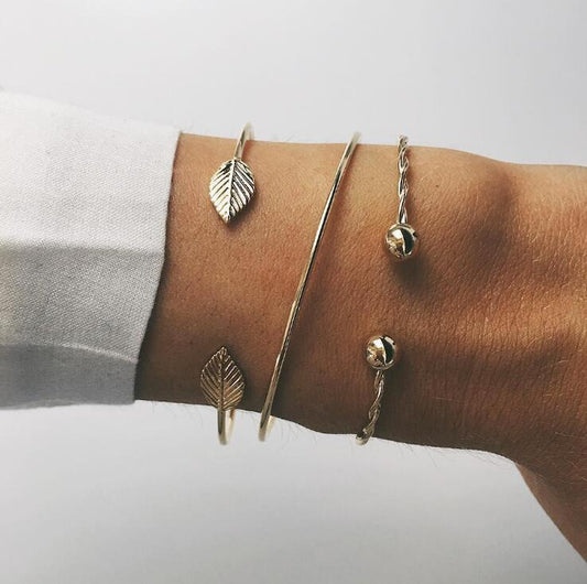 Bracelets - leaf ball alloy bracelet